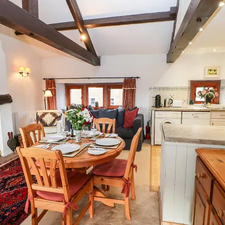 1 Yew Tree Holiday home