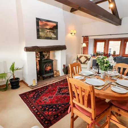 Holiday home 1 Yew Tree *